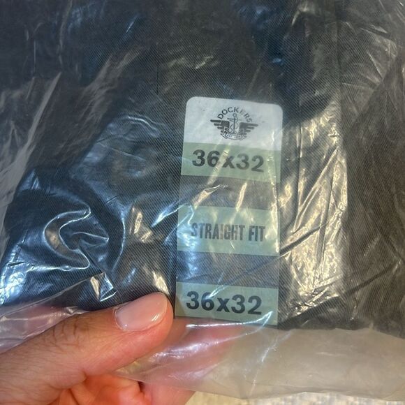 Dockers Workday Khaki With Smart 360 Flex Mens Classic Fit Pant - Picture 5 of 6